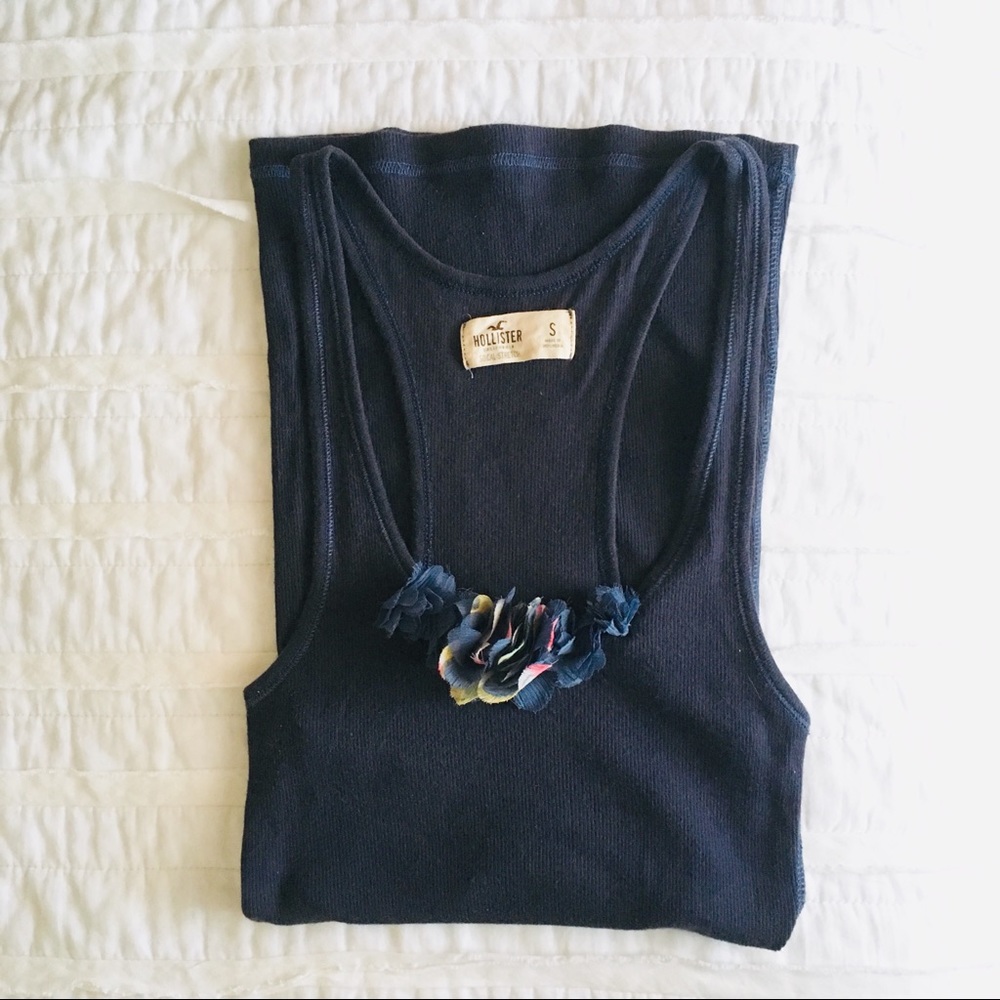 Navy Hollister Tank w/ Flower Detail 5/$25